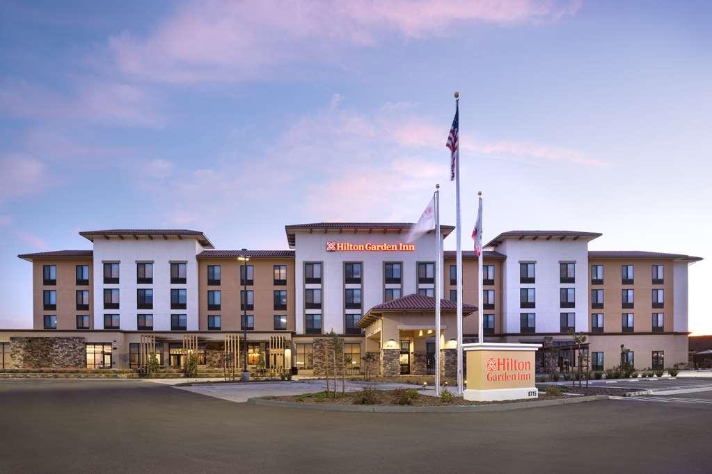 Hilton Garden Inn Visalia, Ca Exterior photo